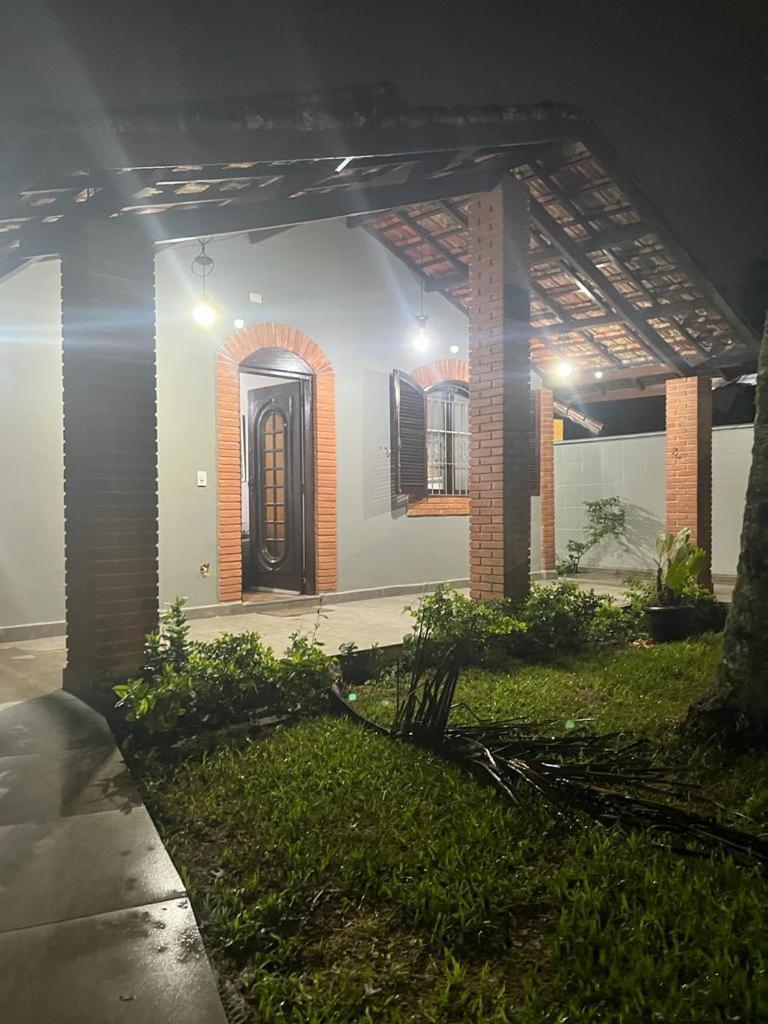 Villa Casa Para Alugar Em Bertioga - Piscina, Wifi E Churrasqueira Exterior foto